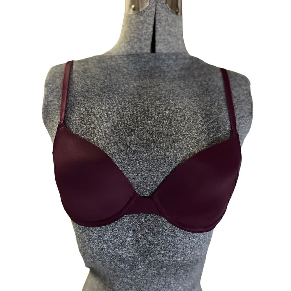 Victoria's Secret PINK Wear Everywhere T Shirt Bra Lightly Lined